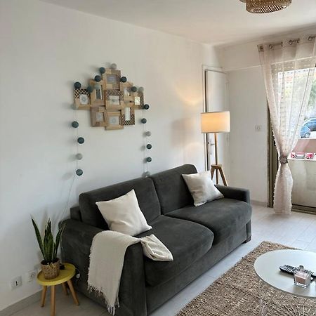 Spacieux Studio A Golfe Juan 2 Minutes Des Plages Vallauris Exteriör bild