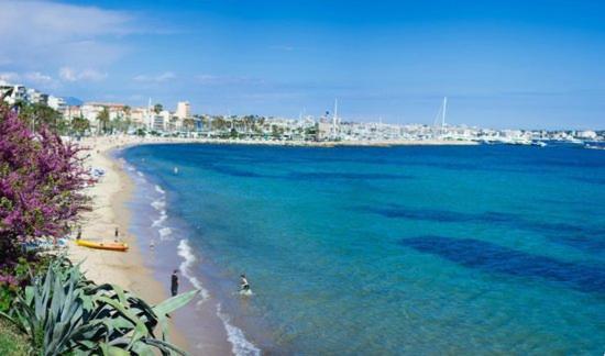 Spacieux Studio A Golfe Juan 2 Minutes Des Plages Vallauris Exteriör bild